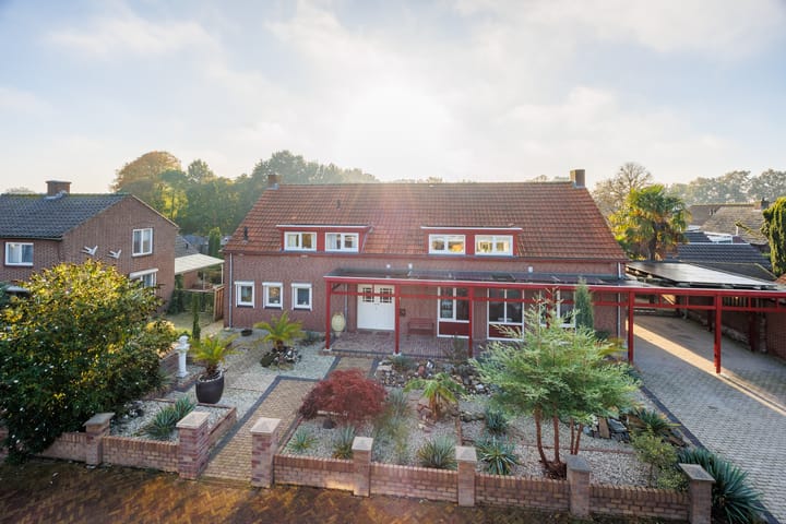 Photo 68 of Schenck van Nijdeggenstraat 2