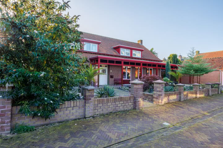 Photo 70 of Schenck van Nijdeggenstraat 2