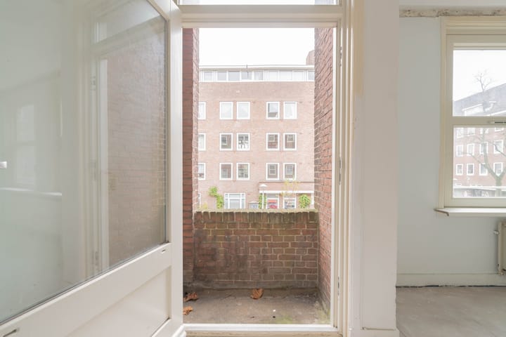 Foto 9 van Van Rensselaerstraat 9-1