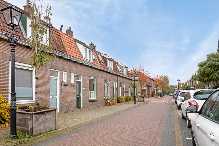 View photo 21 of Kortlandstraat 18