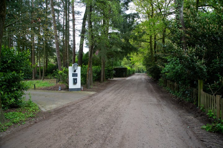 Bekijk foto 40 van Kerkheide 1