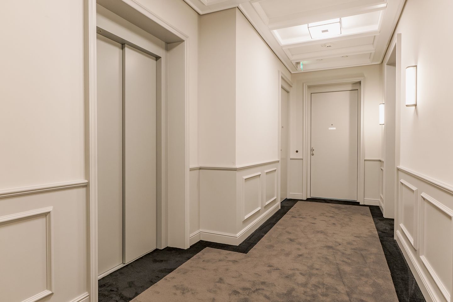 Foto 5 van Burgemeester van Nispen van Sevenaerstraat 34