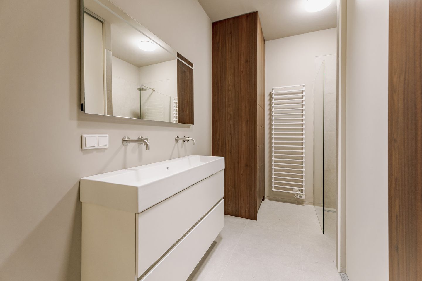 Foto 19 van Burgemeester van Nispen van Sevenaerstraat 34