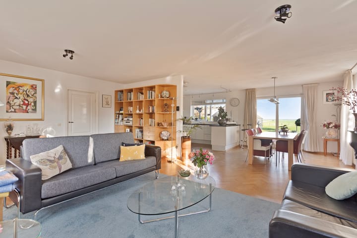 Foto 5 van Warder 77