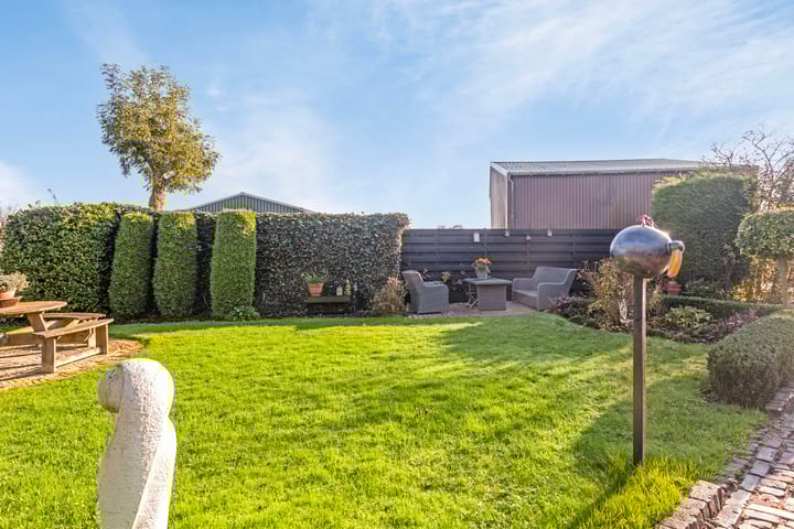 Foto 35 van Warder 77