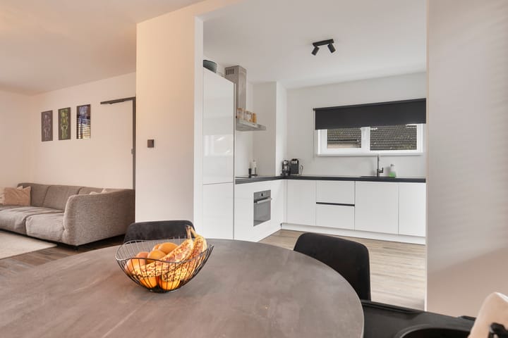 Foto 7 van Meerkoetstraat 4