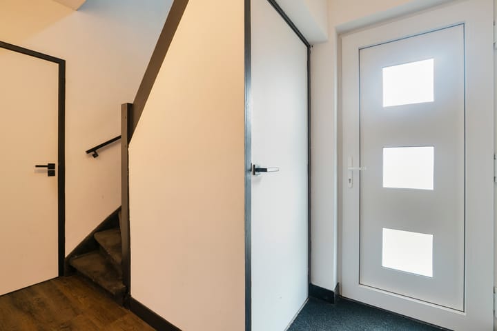 Foto 10 van Meerkoetstraat 4