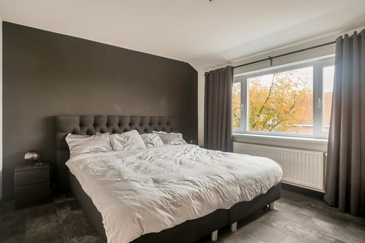 Foto 13 van Meerkoetstraat 4