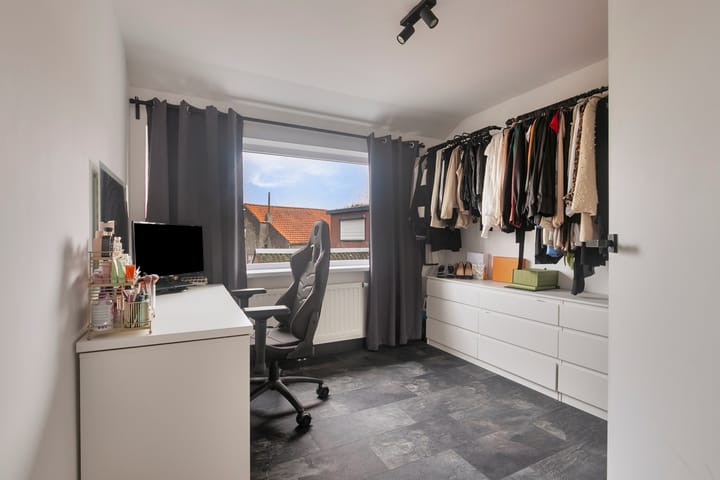 Foto 16 van Meerkoetstraat 4