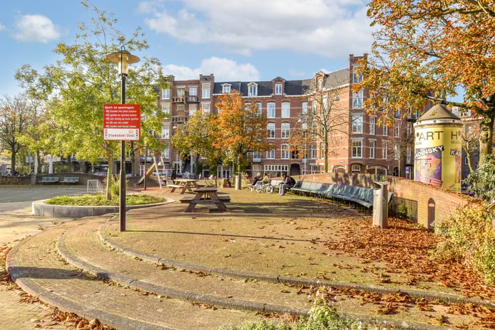 Foto 56 van Pretoriusstraat 15-4