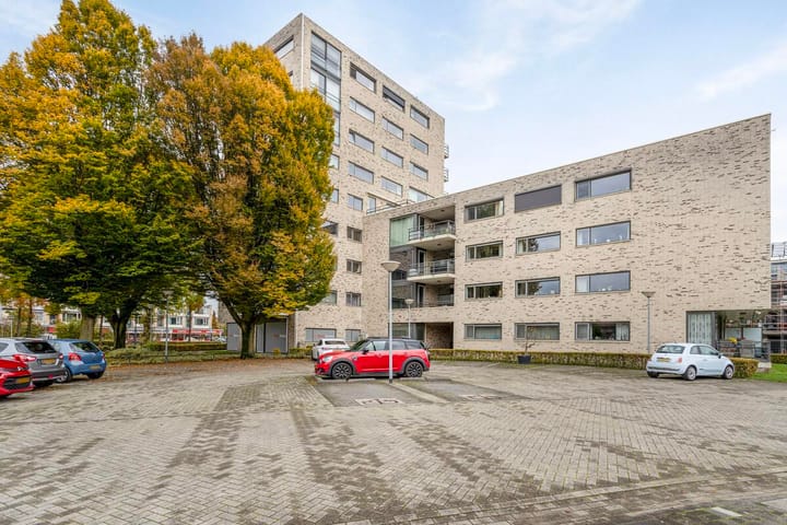 Photo 2 of Hugo de Grootplein 85