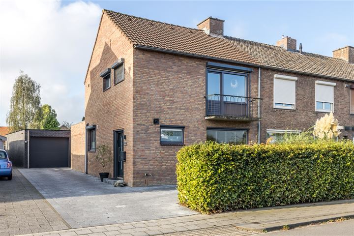 Bekijk foto 1 van Schineksstraat 22