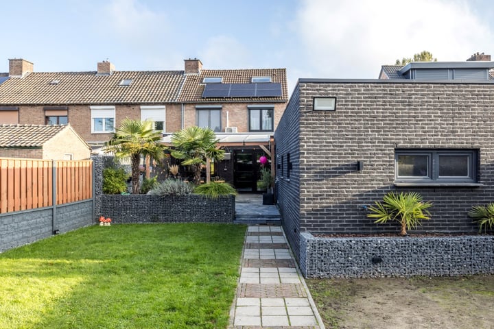 Bekijk foto 32 van Schineksstraat 22