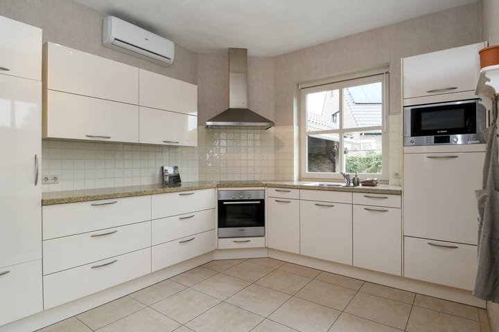 Foto 15 van Leukerschansstraat 14