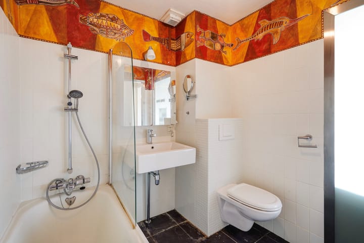 Photo 49 of Olgaland 16