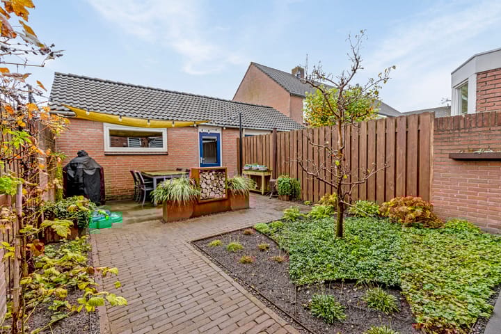 Foto 28 van Kastanjelaan 32