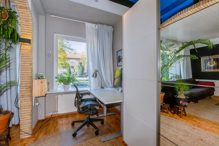 Photo 11 of Prins Bernhardlaan 62