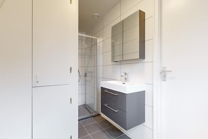 Photo 14 of Narmstraat 6-B