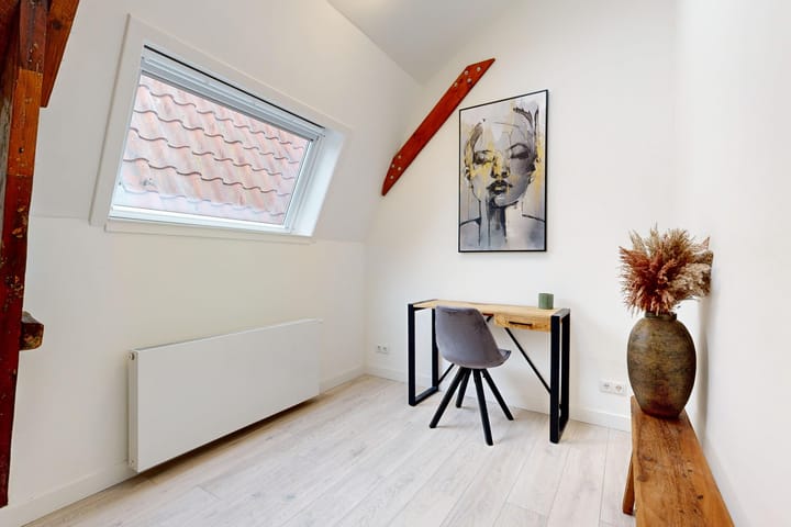 Photo 15 of Narmstraat 6-B