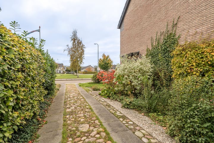 Foto 2 van Gevelsteen 25