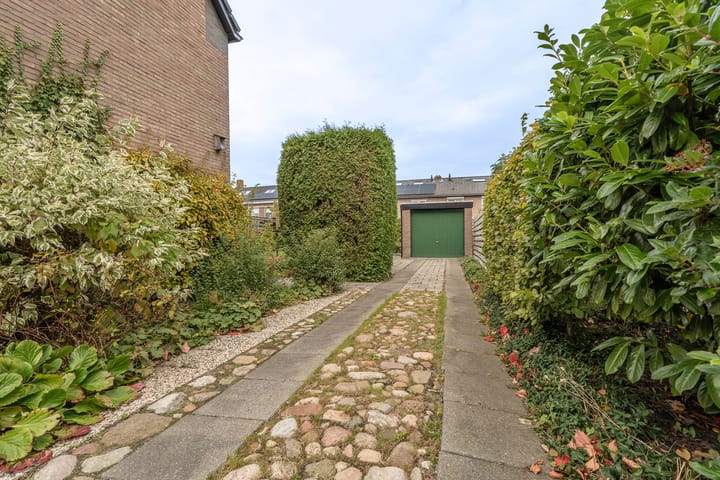 Foto 12 van Gevelsteen 25