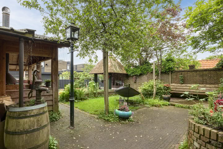 Foto 2 van Rozenlaan 9