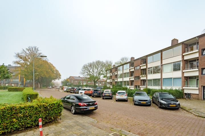 Foto 27 van Bernhardstraat 57