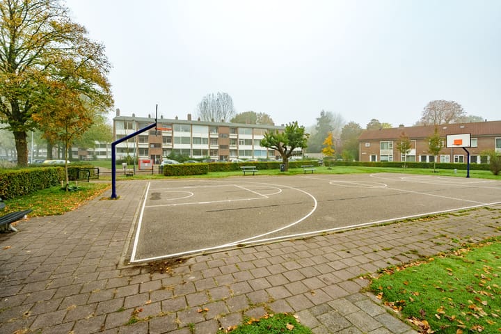 Foto 32 van Bernhardstraat 57