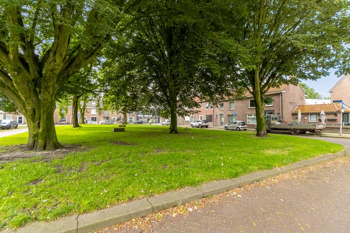 Foto 43 van Laurens Kosterplein 8