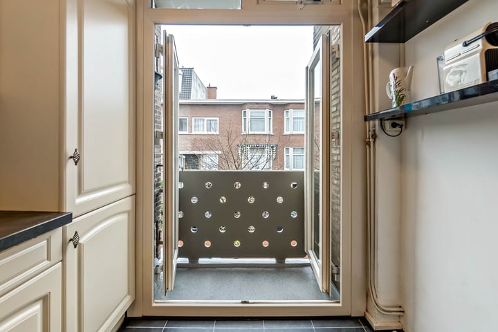 Bekijk foto 15 van Cornelis Houtmanstraat 120