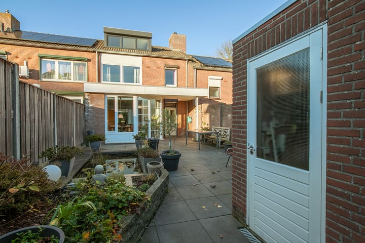 Foto 24 van Achter de Heggen 22