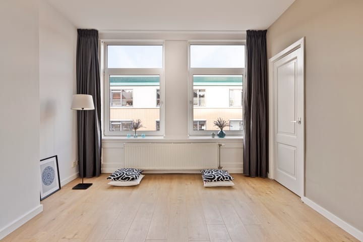 Foto 1 van Van Merlenstraat 29-B