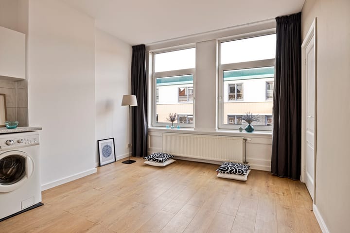 Foto 9 van Van Merlenstraat 29-B