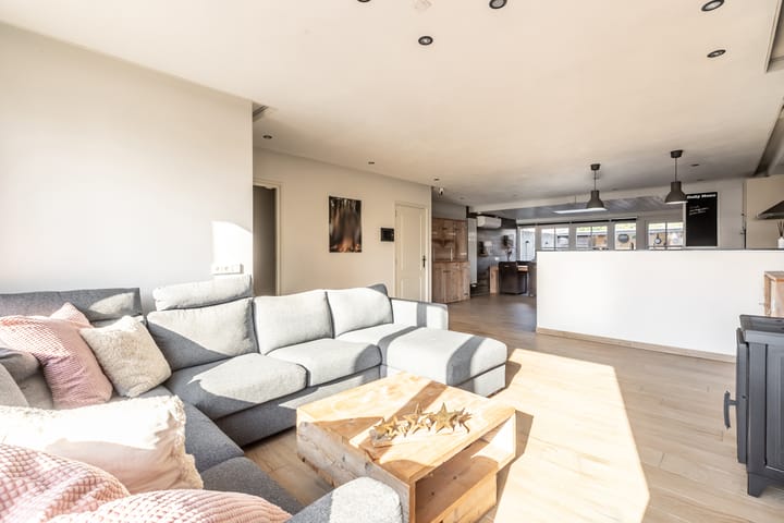 Foto 12 van Leliestraat 16