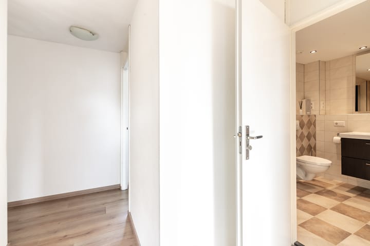 Foto 25 van Leliestraat 16