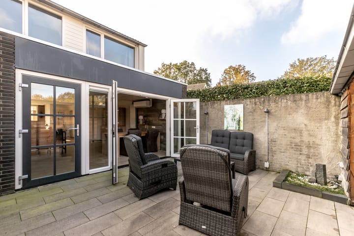 Foto 28 van Leliestraat 16