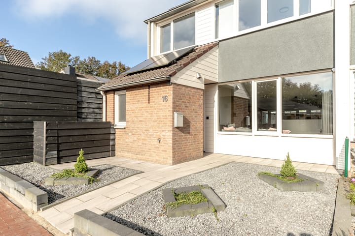 Foto 34 van Leliestraat 16