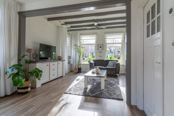 Foto 13 van Stasjonswei 15