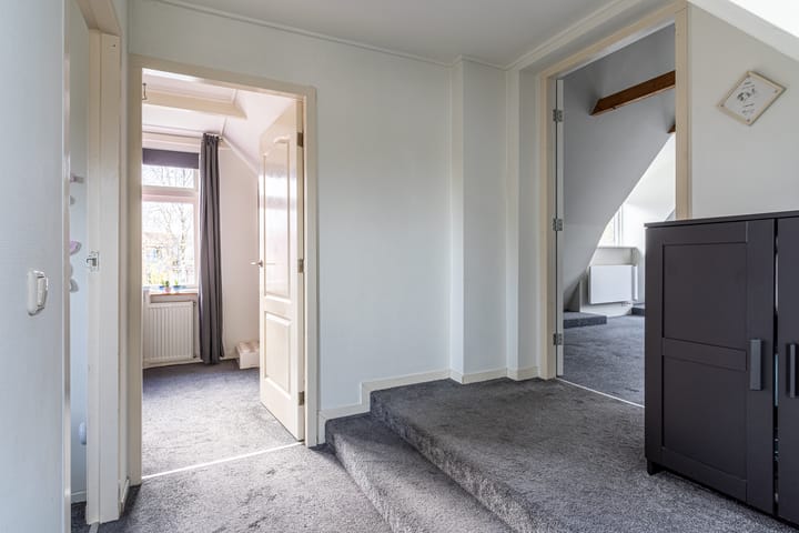 Foto 42 van Stasjonswei 15