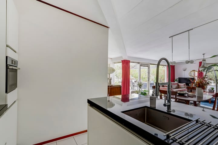 Foto 16 van W.J. Bladergroenstraat 48