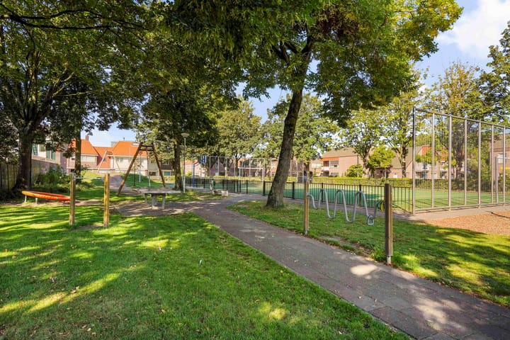 Foto 37 van Vredeman de Vriesstraat 43