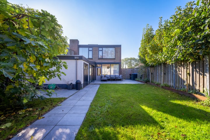 Foto 2 van Sint Lambertusstraat 11