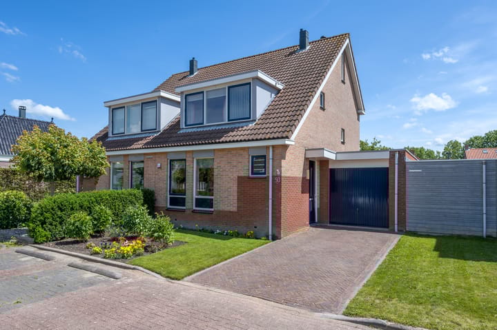 Foto 2 van Roodeswerf 50