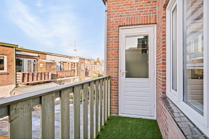 Foto 25 van Burgemeester Waldeckstraat 35