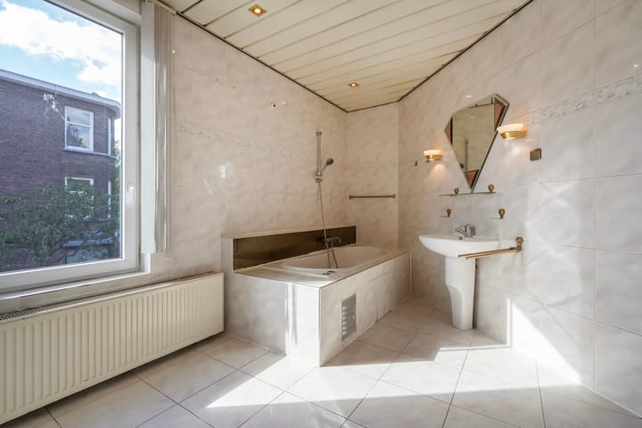 Foto 23 van Laakkade 342