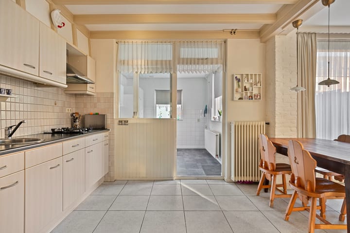 Foto 4 van van Duvenvoordestraat 12