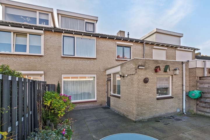 Foto 27 van van Duvenvoordestraat 12