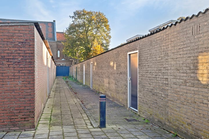 Foto 28 van van Duvenvoordestraat 12