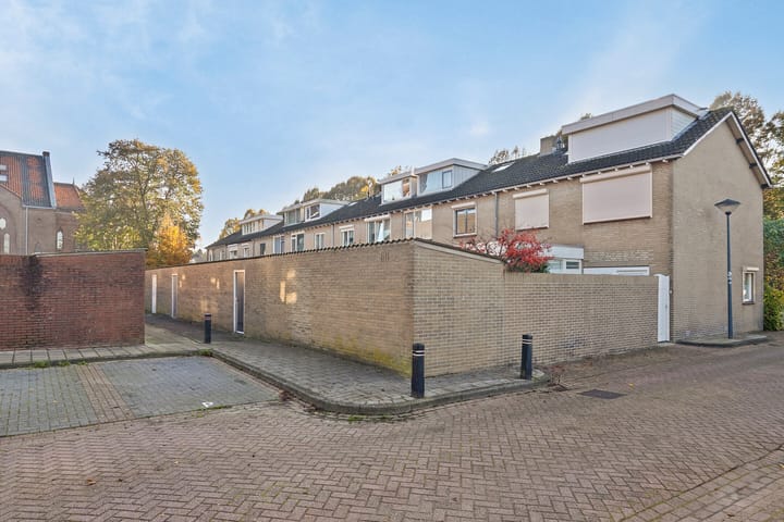 Foto 29 van van Duvenvoordestraat 12