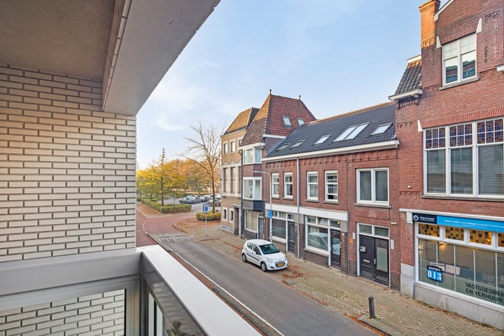 Bekijk foto 22 van Koestraat 182